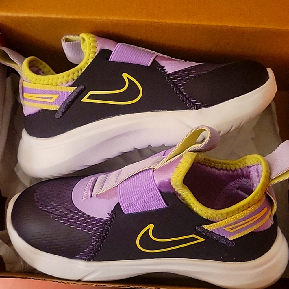 Nike, Girls kids size 8, purple black  yellow, flex plus.